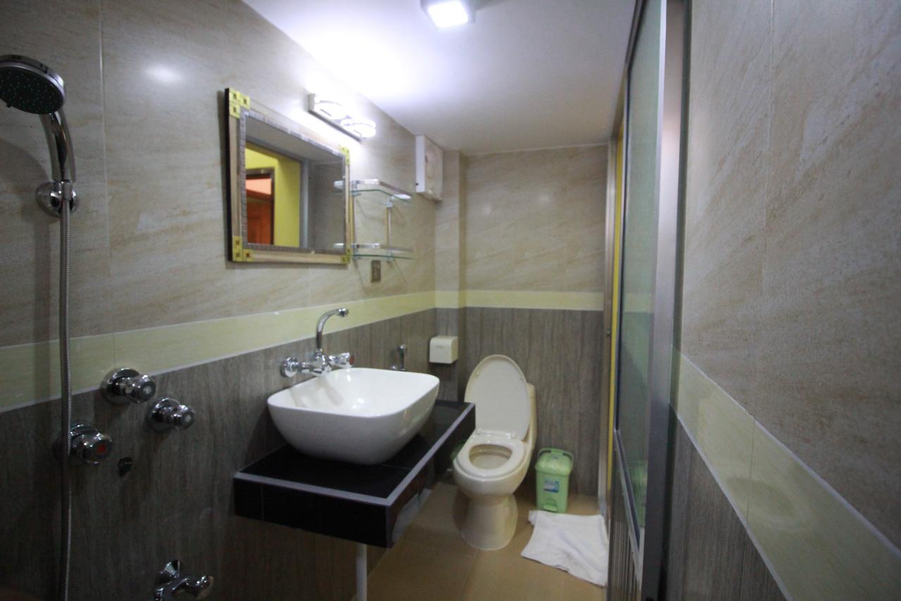 Little Rangpur Inn Bagian luar foto