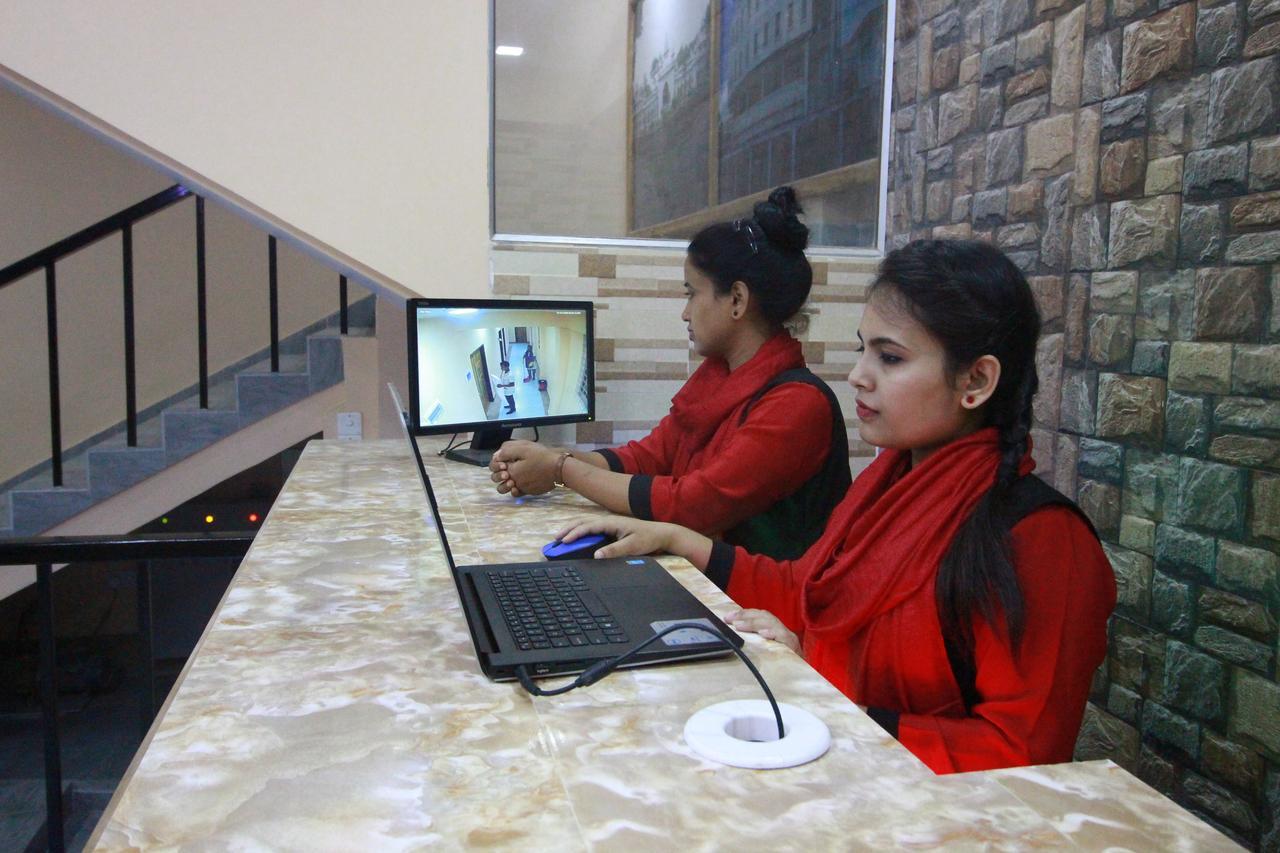 Little Rangpur Inn Bagian luar foto