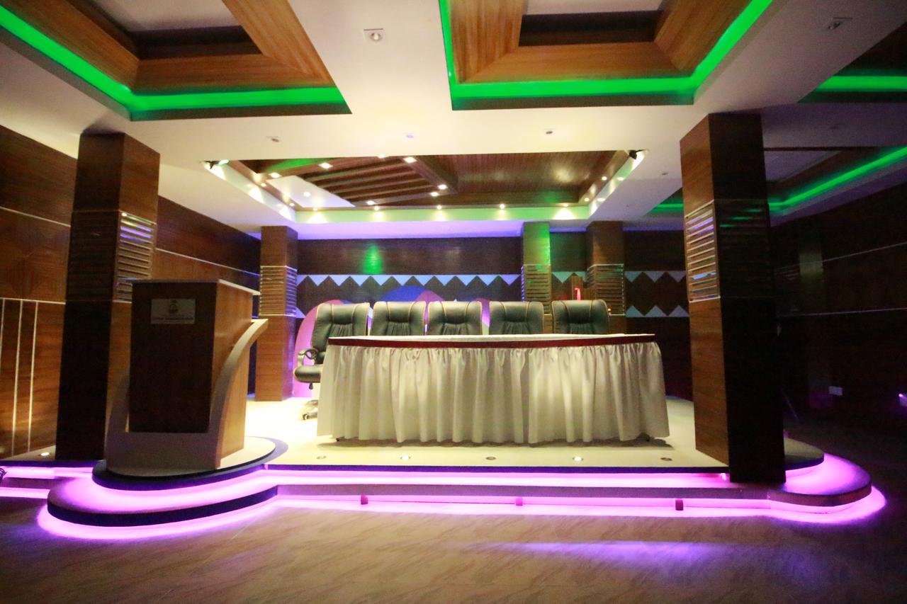 Little Rangpur Inn Bagian luar foto